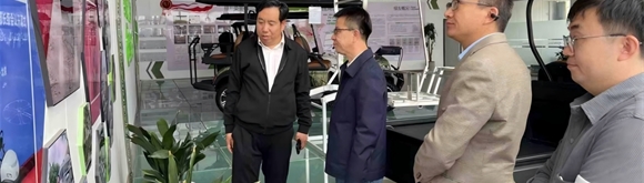 綠友集團(tuán)新能源車輛有限公司與北京林業(yè)大學(xué)工學(xué)院&簽署合作共建協(xié)議